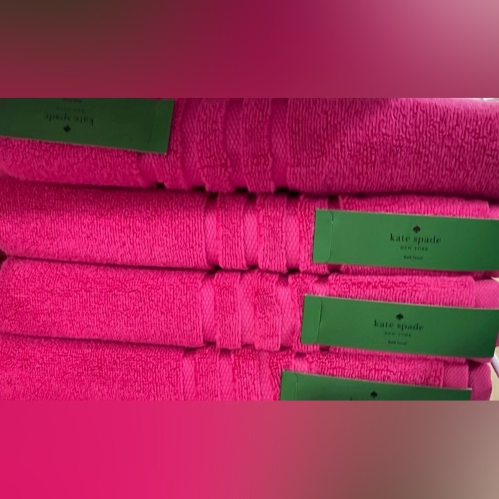 Kate Spade 4 SET Large Pink BathTowels New